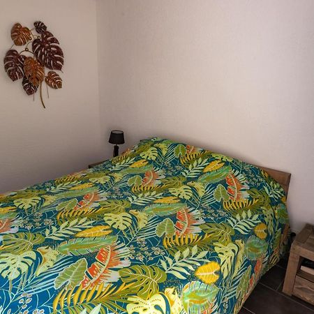 Location Port Frejus, Bord De Mer Экстерьер фото