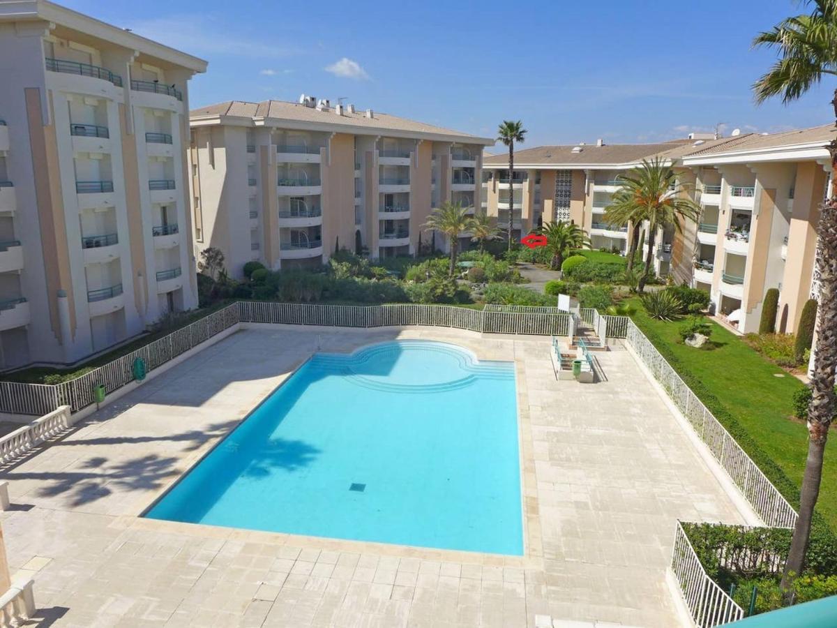 Location Port Frejus, Bord De Mer Экстерьер фото